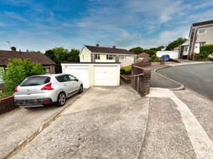 Photo 12- click for photo gallery